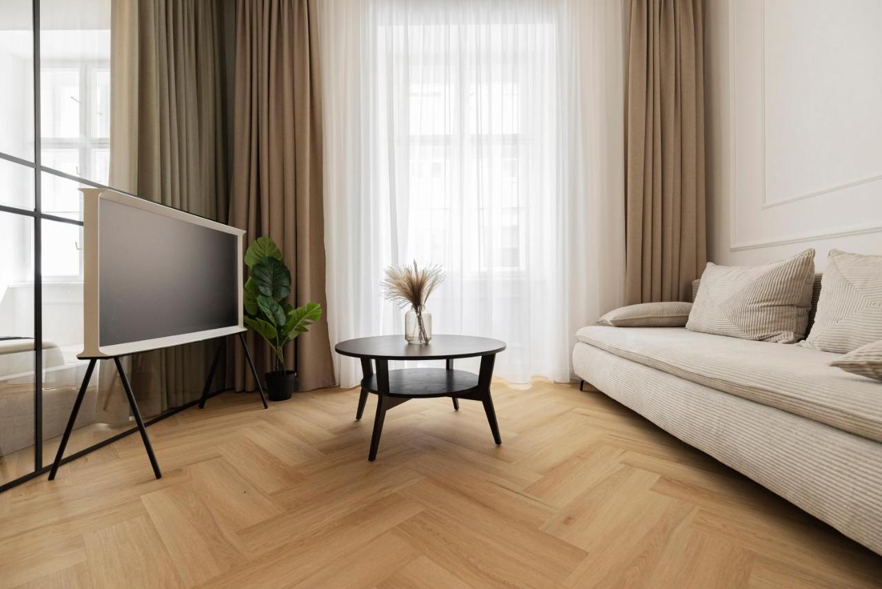 Geneve - Old Town Apartment براتسيلافا المظهر الخارجي الصورة
